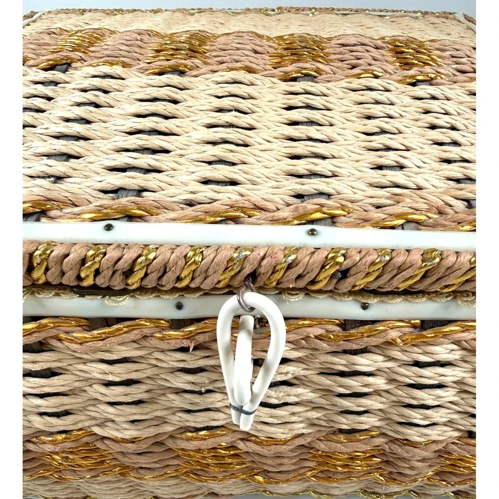 Vintage 1960's Woven Wicker Sewing Basket USB Japan 11.5